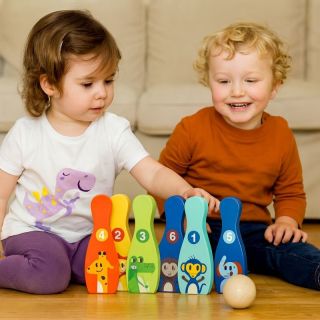 🎳🐒 Zábava, která děti baví a rozvíjí! Barevné dřevěné kuželky s roztomilými zvířátky jsou ideální hrou pro malé kamarády....